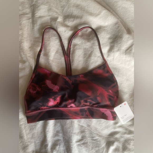 Lululemon FLOW Y BRA NULU - NWT - Picture 6 of 6